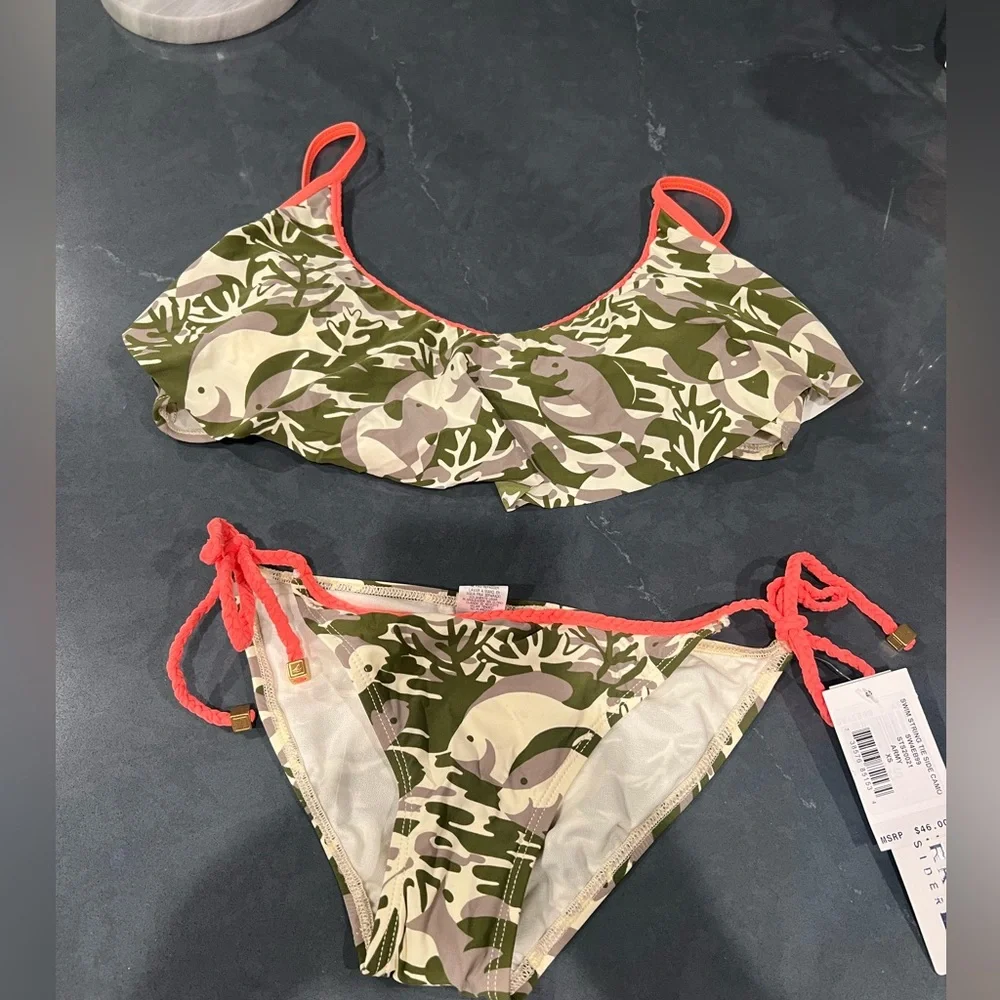 NWOT! Sperry Ruffle Bikini Top - Picture 5 of 10